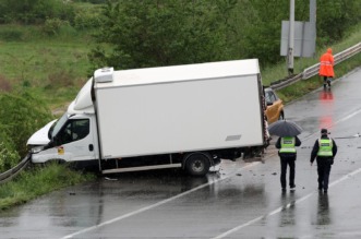 Dvije osobe poginule u prometnoj nesreći na zagrebačkoj obilaznici Dvije osobe poginule u prometnoj nesreći na zagrebačkoj obilaznici