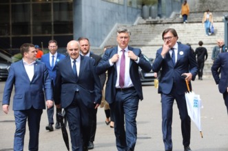 Rijeka: Premijer Plenković došao podržati kandidate HDZ-a Rijeka: Premijer Plenković došao podržati kandidate HDZ-a