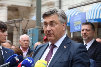 Rijeka: Premijer Plenković došao podržati kandidate HDZ-a. Rijeka: Premijer Plenković došao podržati kandidate HDZ-a.