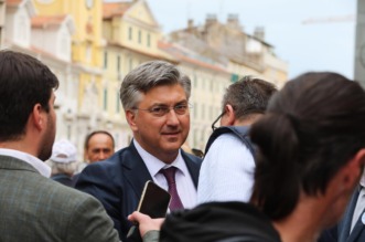 Rijeka: Premijer Plenković došao podržati kandidate HDZ-a. Rijeka: Premijer Plenković došao podržati kandidate HDZ-a.