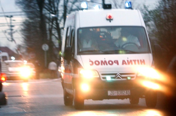 ARHIVA – Policija u Svetoj Klari ubila dvije osobe koje su opljačkale poštu u Botincu, 6.12.2005.