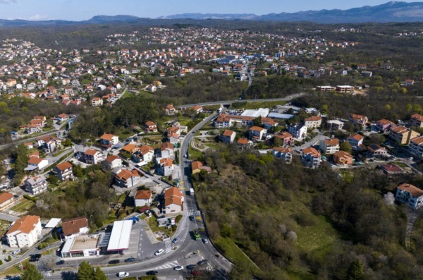 cesta Vozišće Mavri