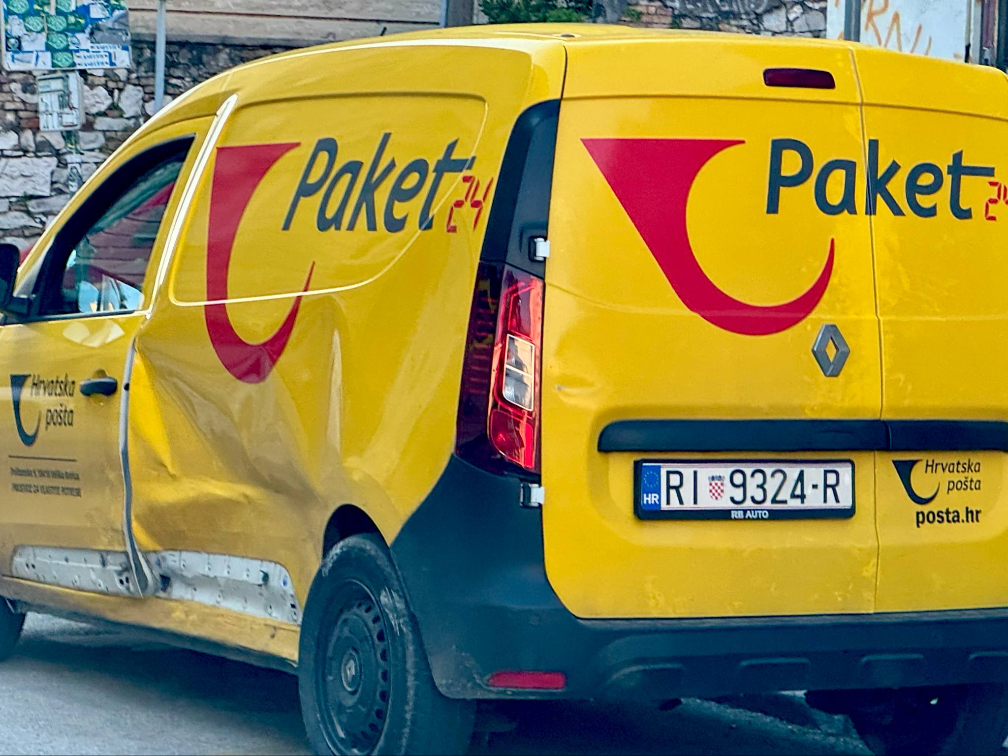 hp pošta vozilo 13