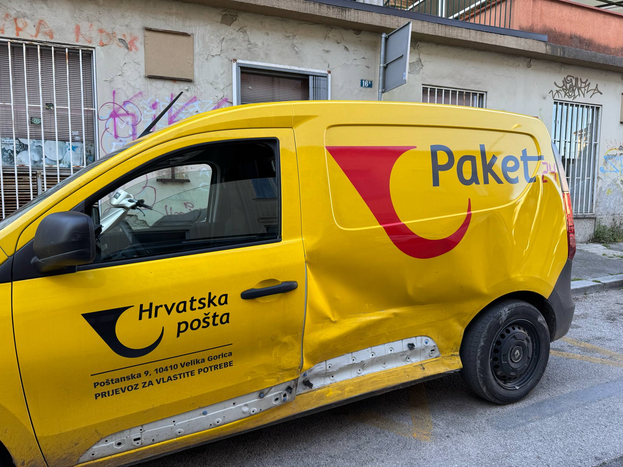 hp pošta vozilo 15