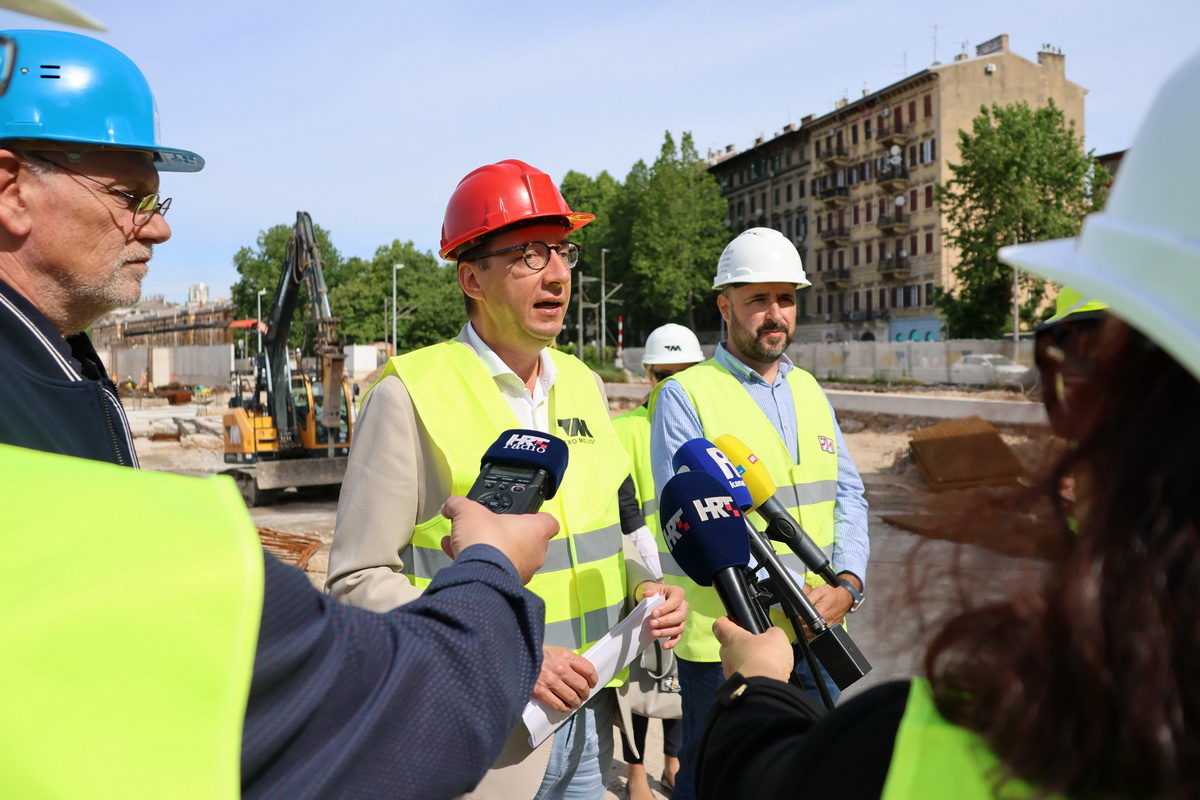 Obilazak-gradilista-Kompleksa-Zapadna-Zabica-4 Obilazak-gradilista-Kompleksa-Zapadna-Zabica-4