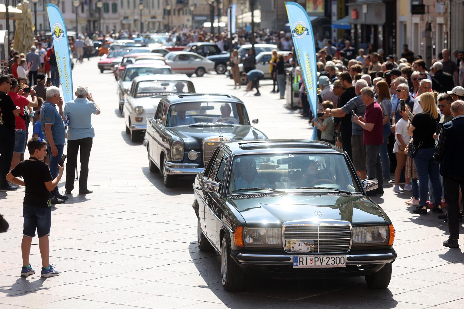 Oldtimer Rijeka Rally i ove godine startao s Korza