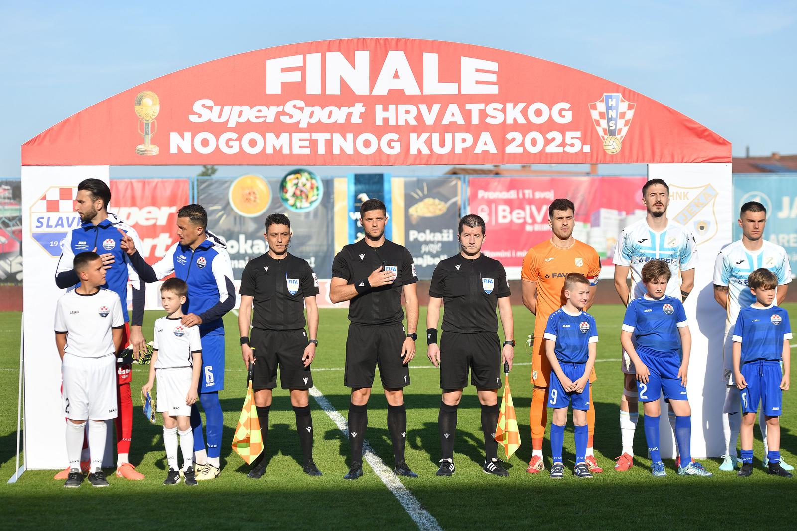 Slaven Belupo i Rijeka sastali se u prvoj utakmici finala Hrvatskog nogometnog kupa