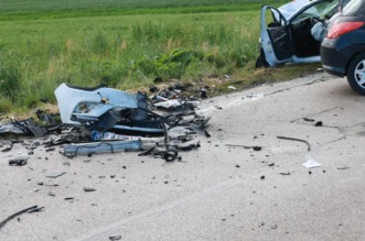 Sinj: Prometna nesreća na cesti Sinj – Otok, ozlijeđeno pet osoba Sinj: Prometna nesreća na cesti Sinj – Otok, ozlijeđeno pet osoba