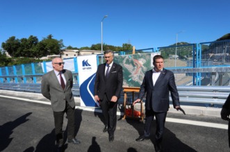 Rijeka: Premijer Plenković i ministar Butković obišli novi vijadukt na čvoru Orehovica Rijeka: Premijer Plenković i ministar Butković obišli novi vijadukt na čvoru Orehovica