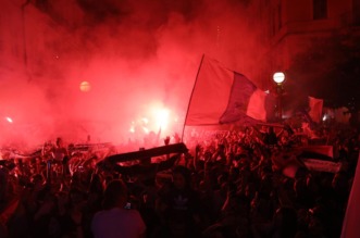 Rijeka: Navijači i Igrači Rijeke na Korzu slave osvajanje Hrvatskog nogometnog kupa Rijeka: Navijači i Igrači Rijeke na Korzu slave osvajanje Hrvatskog nogometnog kupa