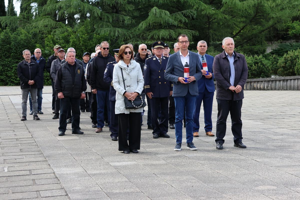 Polaganje-vijenaca-20.-godina-ZUDR-PGZ-7 Polaganje-vijenaca-20.-godina-ZUDR-PGZ-7