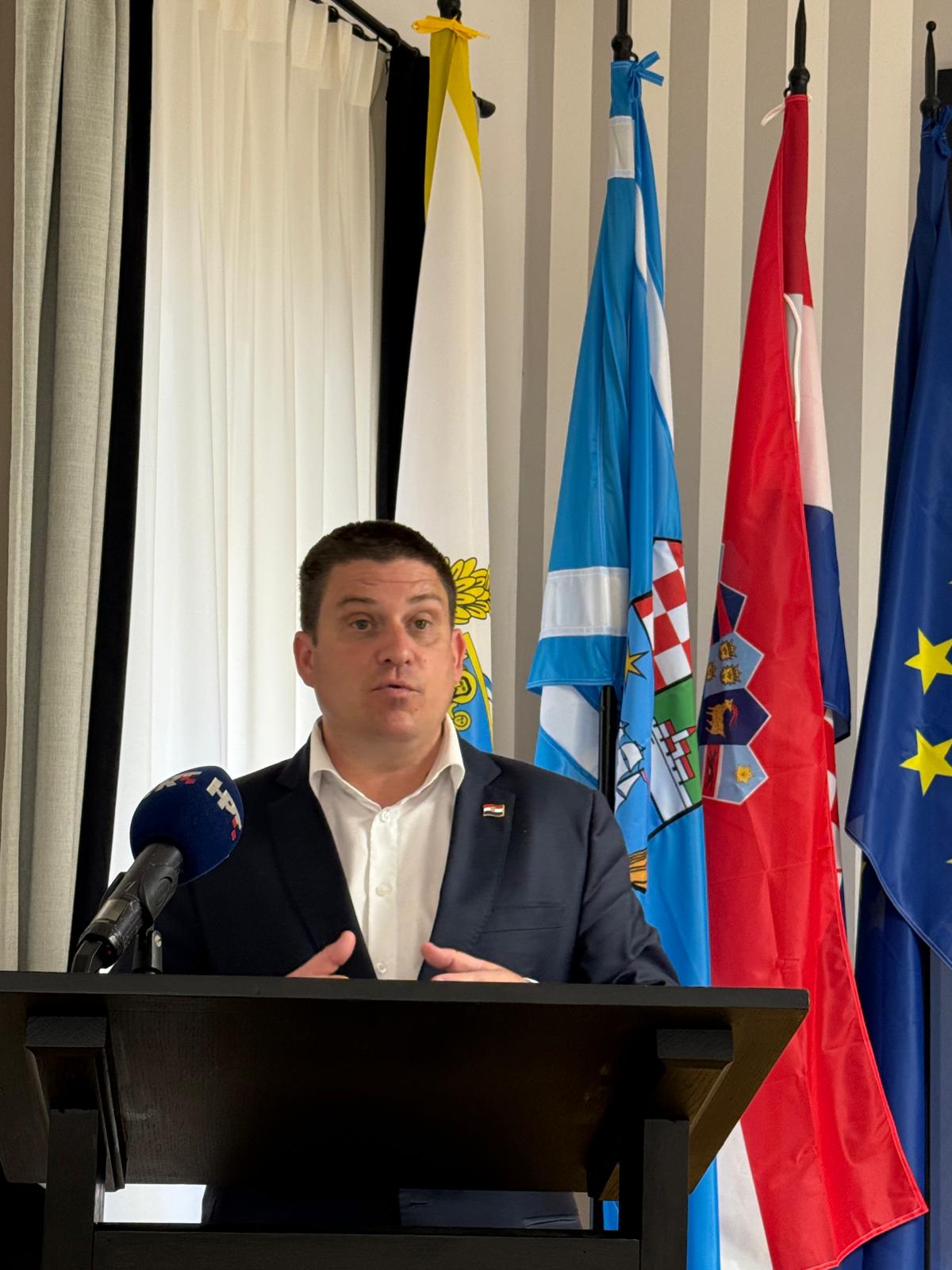 Potpisivanje ugovora za luku Rab_3 Potpisivanje ugovora za luku Rab_3