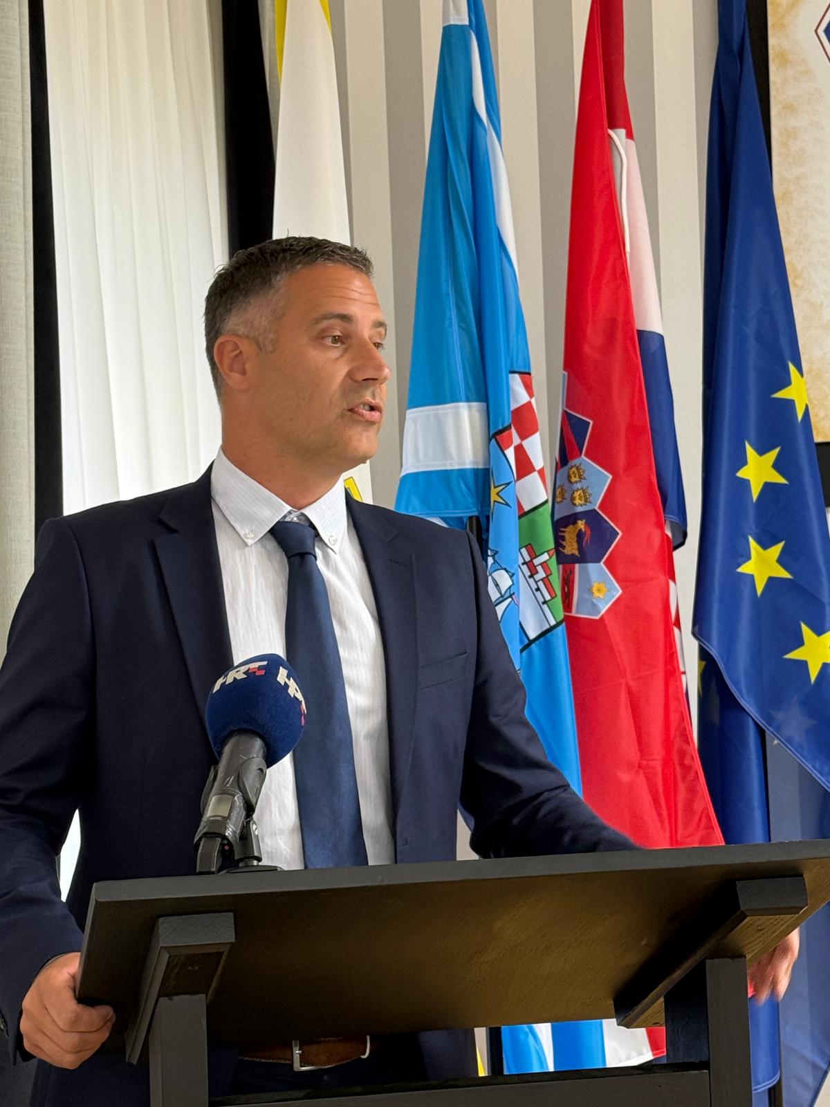 Potpisivanje ugovora za luku Rab_5 Potpisivanje ugovora za luku Rab_5