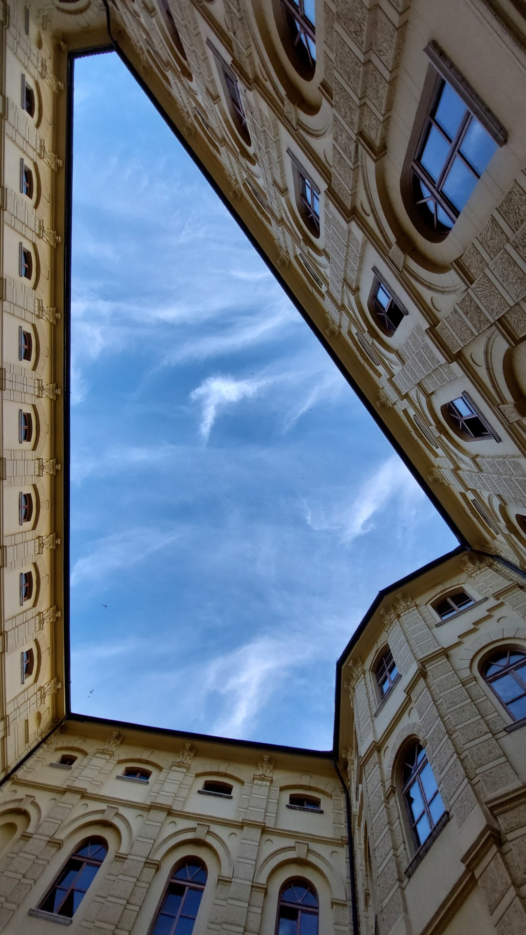 Neven Ivanić – Liceo_tema Rijeka