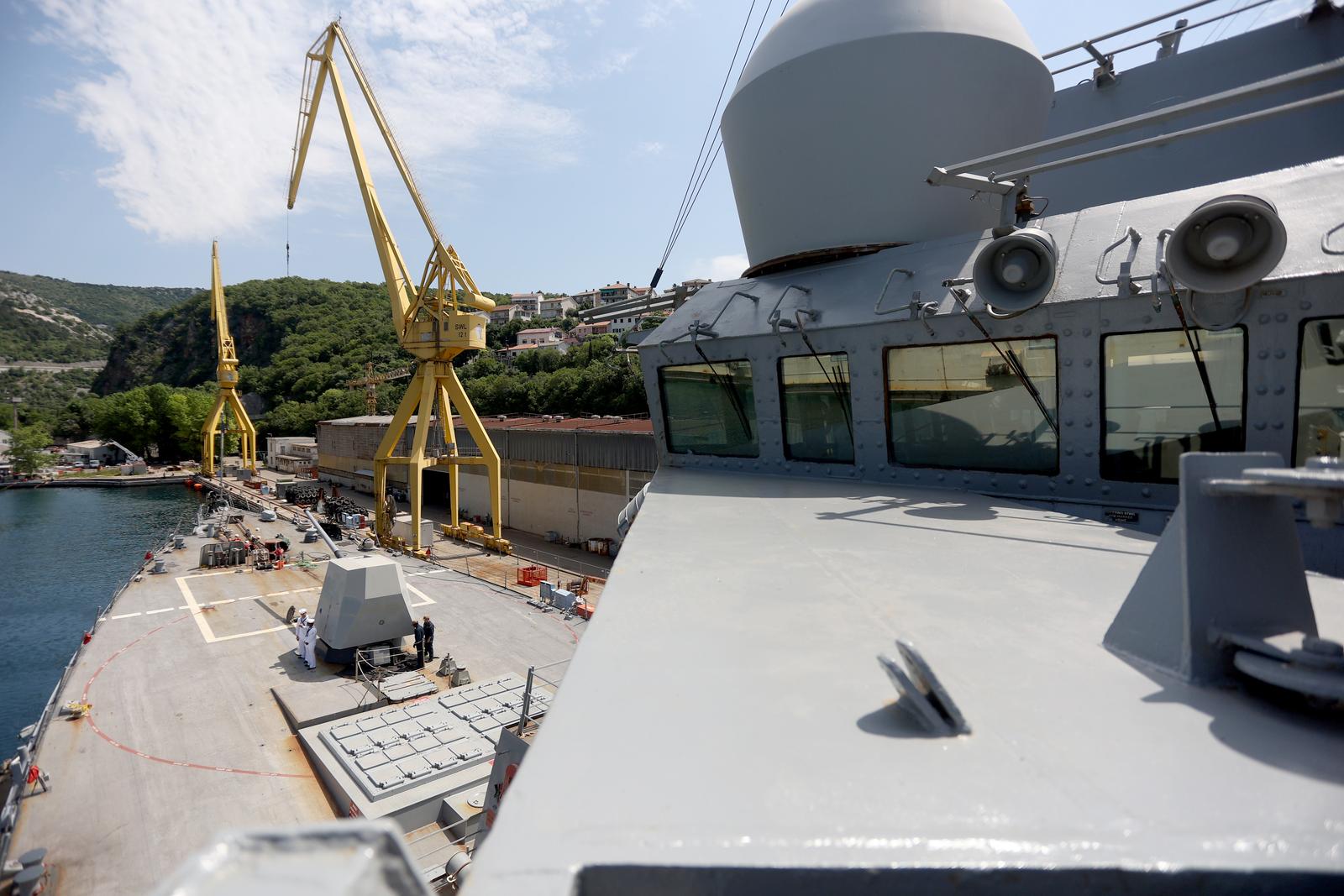 Rijeka: Posjet brodu Američke ratne mornarice USS Forrest Sherman u brodogradilištu Viktor Lenac Rijeka: Posjet brodu Američke ratne mornarice USS Forrest Sherman u brodogradilištu Viktor Lenac
