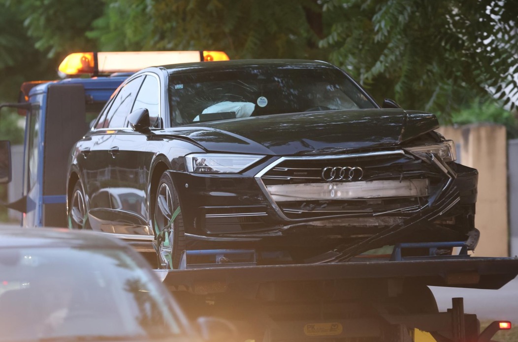 Zagreb: Sudar dvaju automobila na križanju Selske ceste i Ilice, u jednom bio i ministar Anušić Zagreb: Sudar dvaju automobila na križanju Selske ceste i Ilice, u jednom bio i ministar Anušić