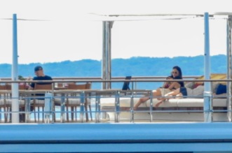 Jeff Bezos i Lauren Sanchez priredili raskošnu pjena-zabavu kod Cresa uoči vjenčanja u Veneciji