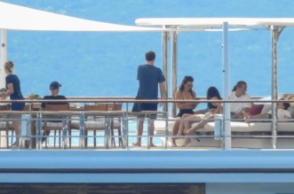 Jeff Bezos i Lauren Sanchez priredili raskošnu pjena-zabavu kod Cresa uoči vjenčanja u Veneciji