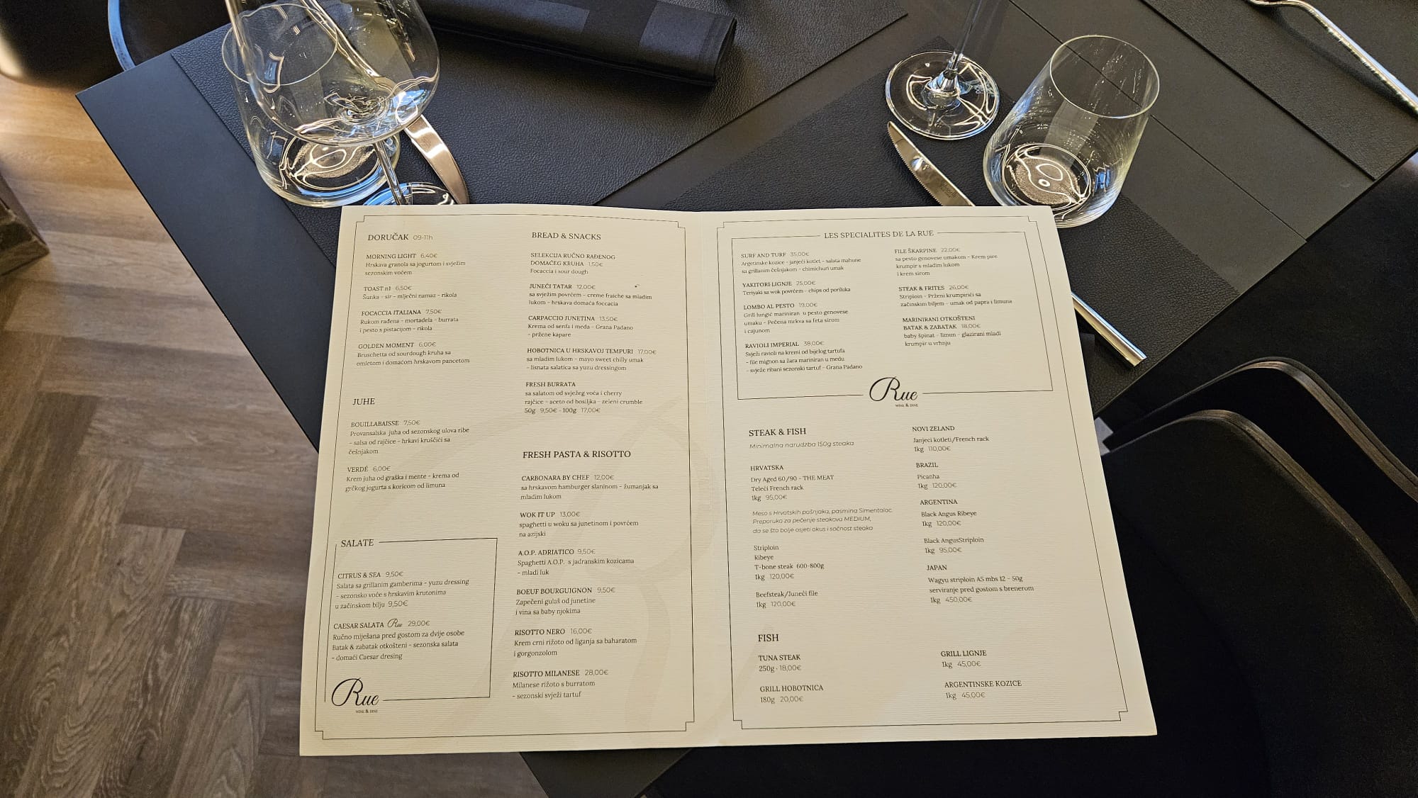 bistro rue 199999