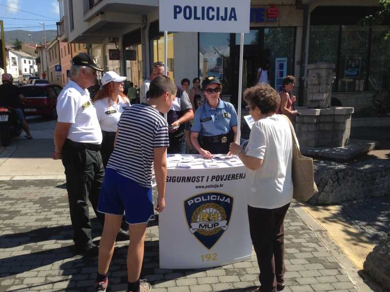 info punkt novi strani policajci 2016 1 velika