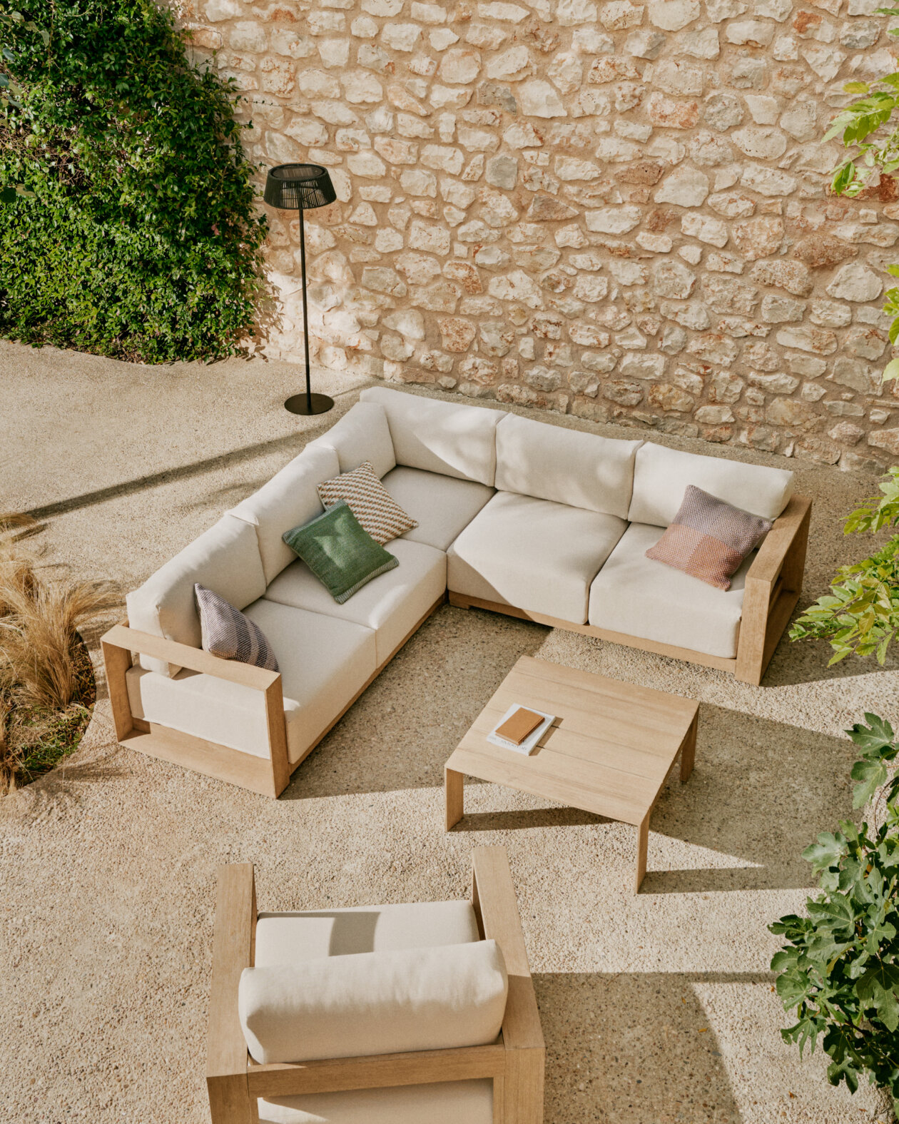 Kave+Home_Outdoor+SS2025+(12) Kave+Home_Outdoor+SS2025+(12)