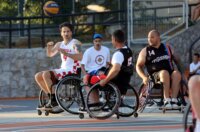 Kostrena: Neformalna košarkaška reprezezentacija Hrvatskoga sabora održala je sportski susret s mladim sportašima s invaliditetom Kostrena: Neformalna košarkaška reprezezentacija Hrvatskoga sabora održala je sportski susret s mladim sportašima s invaliditetom