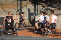 Kostrena: Neformalna košarkaška reprezezentacija Hrvatskoga sabora održala je sportski susret s mladim sportašima s invaliditetom Kostrena: Neformalna košarkaška reprezezentacija Hrvatskoga sabora održala je sportski susret s mladim sportašima s invaliditetom