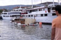 Split: Trajket udario u dva broda, jedan potonuo Split: Trajket udario u dva broda, jedan potonuo