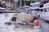 Split: Trajket udario u dva broda, jedan potonuo Split: Trajket udario u dva broda, jedan potonuo