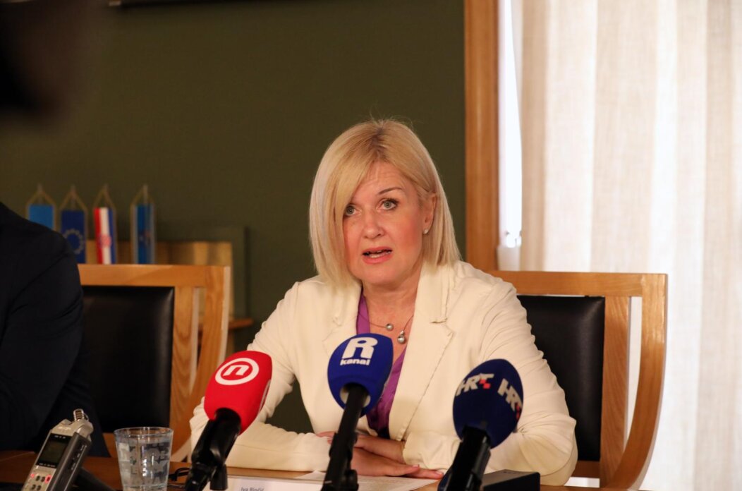 Rijeka: Konferencija za medije gradonačelnice Ive Rinčić Rijeka: Konferencija za medije gradonačelnice Ive Rinčić