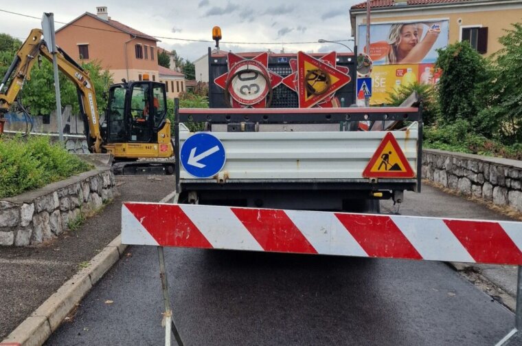 RADOVI RIJEKA PLUS BANDEROVO RADOVI RIJEKA PLUS BANDEROVO