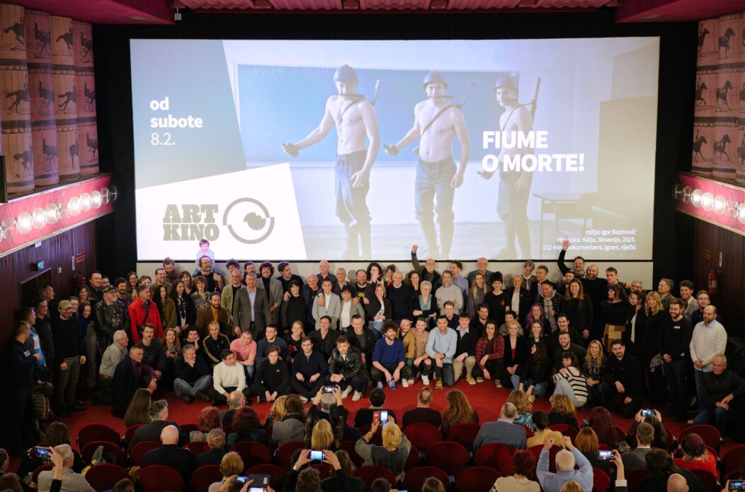 art kino (2) art kino (2)