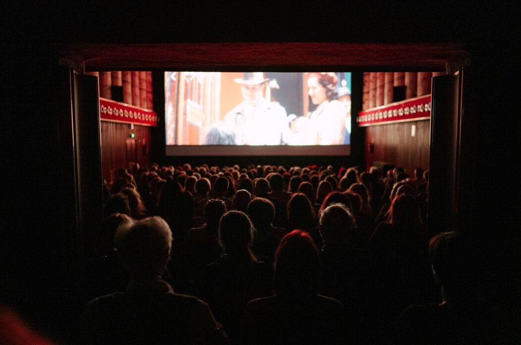 art kino (6) art kino (6)