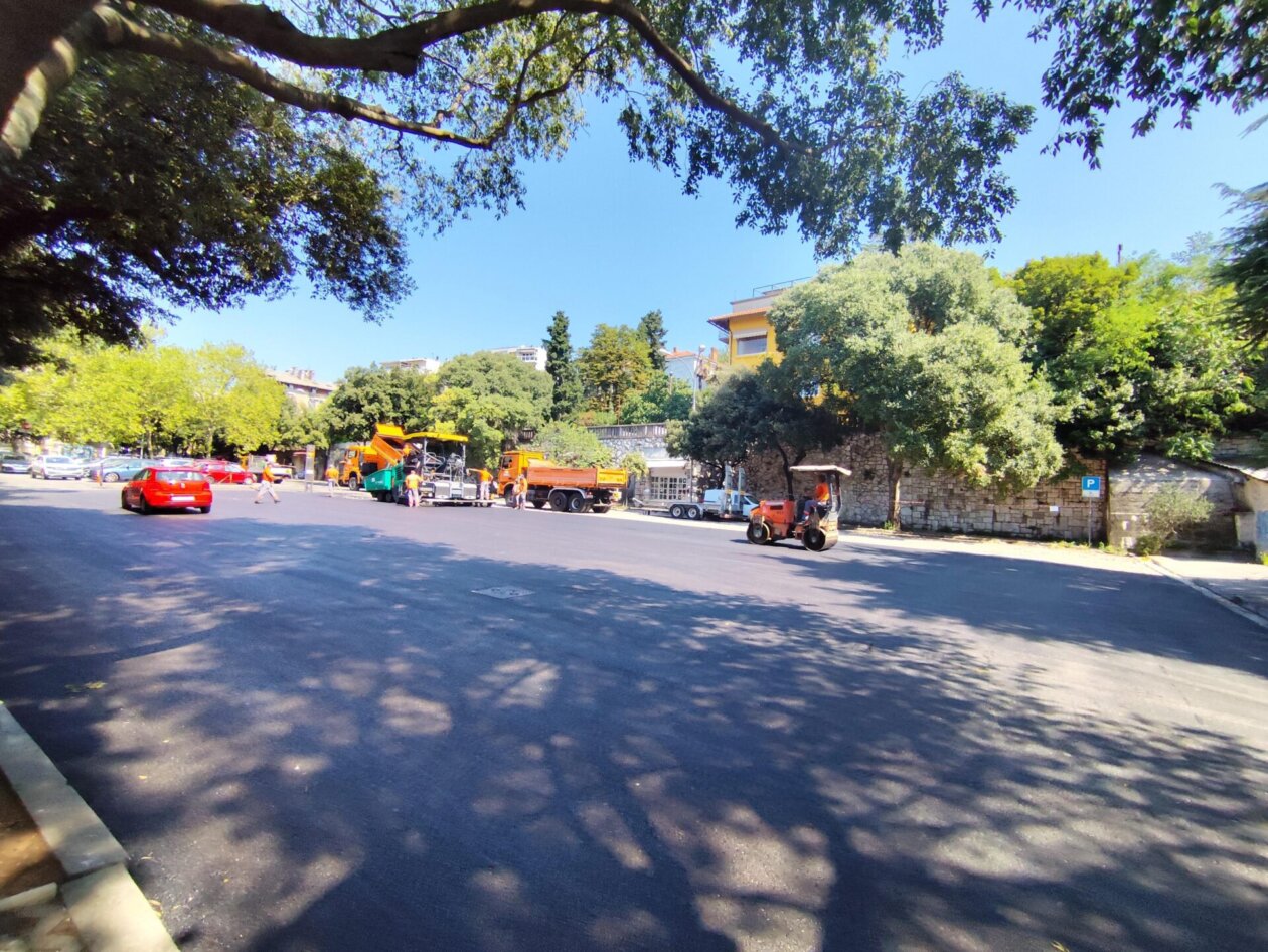 Asfaltiranje-Trga-brace-Mazuranica