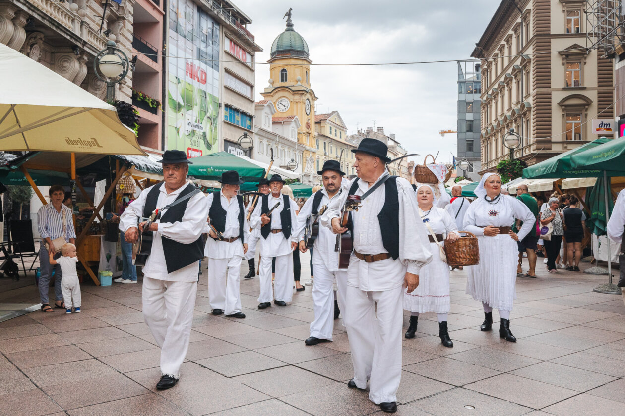 Korzo narodna nošnja-6654 Korzo narodna nošnja-6654
