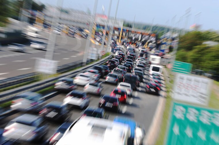 Zagreb: Gužve na naplatnim kućicama u Lučkom prema moru