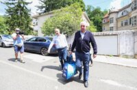 Zagreb: Dolazak Ive Sanadera u obiteljsku kuću nakon izlaska iz zatvora Zagreb: Dolazak Ive Sanadera u obiteljsku kuću nakon izlaska iz zatvora
