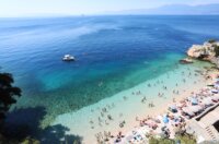 Rijeka: Kupači na gradskoj plaži Sablićevo Rijeka: Kupači na gradskoj plaži Sablićevo