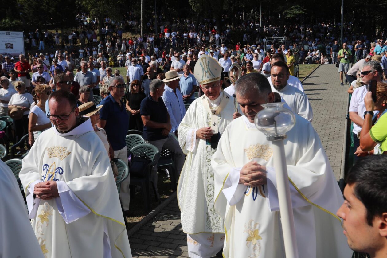 Rijeka: Blagdan Velike Gospe u Trsatskom svetištu, došao i Andrej Plenković Rijeka: Blagdan Velike Gospe u Trsatskom svetištu, došao i Andrej Plenković