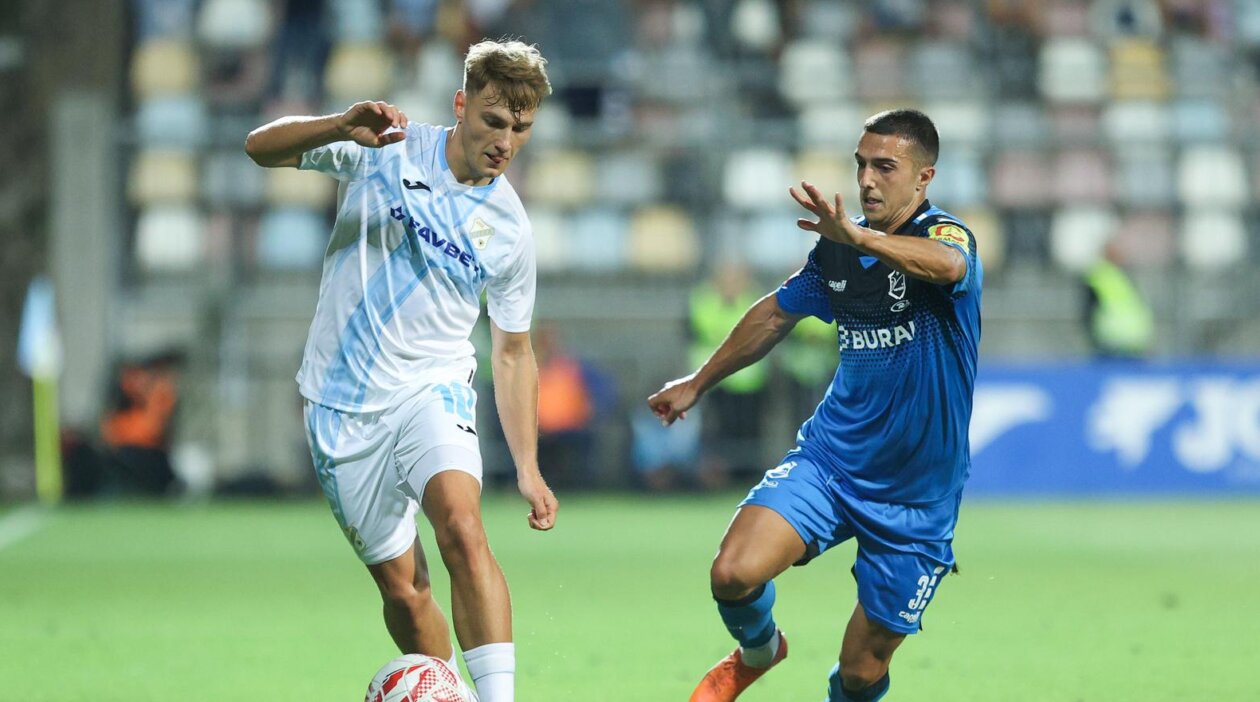 Rijeka i Varaždin sastali se u 4. kolu SuperSport HNL-a Rijeka i Varaždin sastali se u 4. kolu SuperSport HNL-a