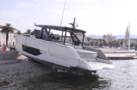 Split: Pomorska nesreća na Matejuški, gliser se nasukao u punoj brzini Split: Pomorska nesreća na Matejuški, gliser se nasukao u punoj brzini