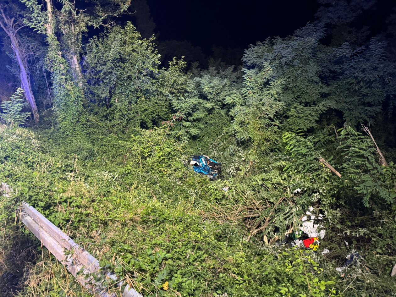dobrinj nesreća krk provalija (2) dobrinj nesreća krk provalija (2)