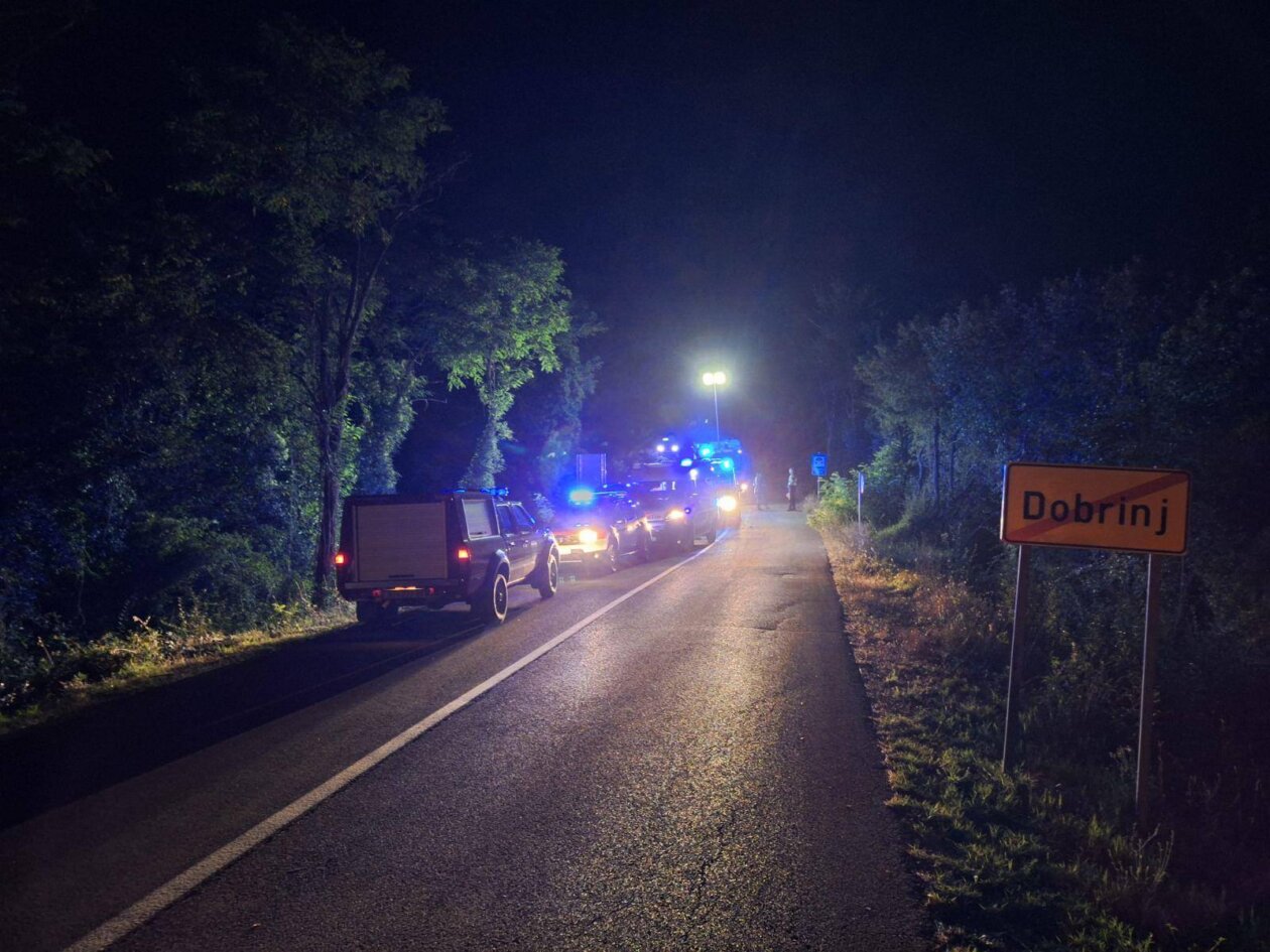dobrinj nesreća krk provalija (3) dobrinj nesreća krk provalija (3)