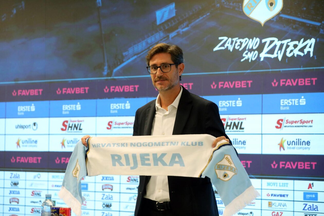Rijeka: Novi trener Rijeke Victor Sanchez predstavljen na Rujevici Rijeka: Novi trener Rijeke Victor Sanchez predstavljen na Rujevici