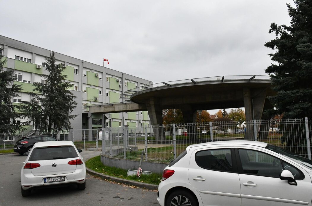 Slavonski Brod: Izgradnja novog helidroma u krugu opće bolnice u završnoj je fazi Slavonski Brod: Izgradnja novog helidroma u krugu opće bolnice u završnoj je fazi