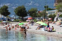 Rijeka: Građani uživaju u suncu i moru na Kantridi Rijeka: Građani uživaju u suncu i moru na Kantridi