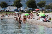 Rijeka: Građani uživaju u suncu i moru na Kantridi Rijeka: Građani uživaju u suncu i moru na Kantridi