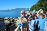 Rijeka: Akcija čišćenja plaže Ploče kojoj se pridružila gradonačelnica Rinčić