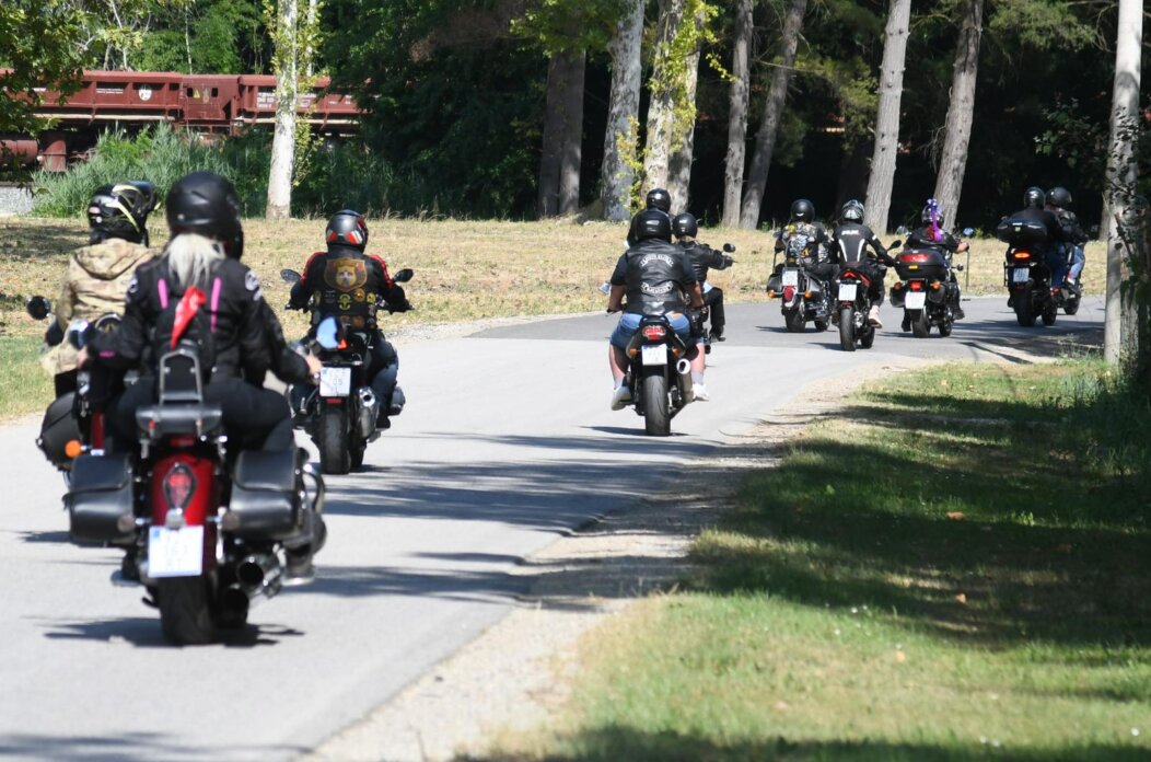 Na izletištu Šoderica u organizaciji Moto kluba Rooster održan moto susret Na izletištu Šoderica u organizaciji Moto kluba Rooster održan moto susret
