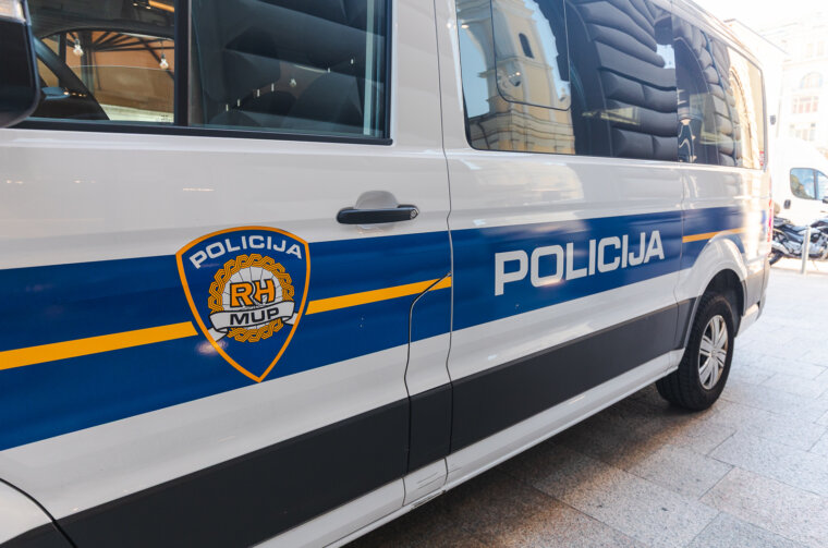 Policija-3374 Policija-3374